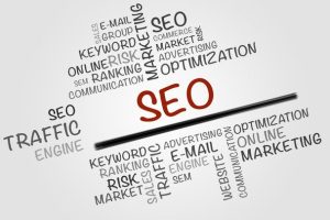 آیا واقعاً از یوتیوب می‌توان پول درآورد؟ ۱۰ سوال متداول با پاسخ و جدول جامع