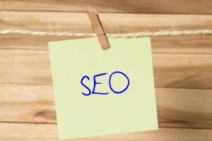 چگونه در یوتیوب معروف شویم؟ 8 گام طلایی به همراه پاسخ به سوالات متداول